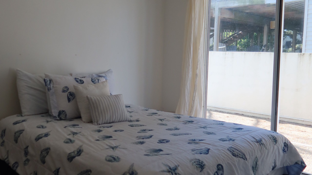 Photo of Bedroom in Croatan Beach