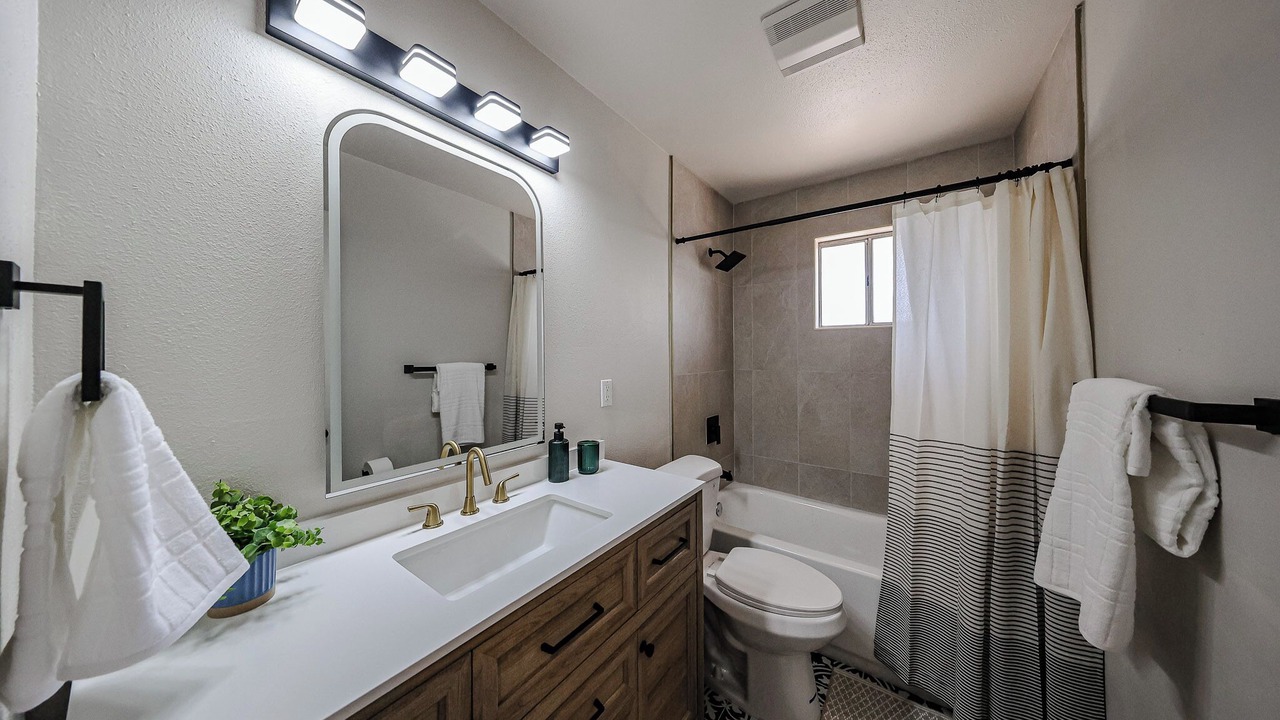 Photo of Bathroom in Encanto
