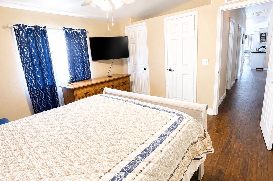 Photo of Bedroom in Sanger