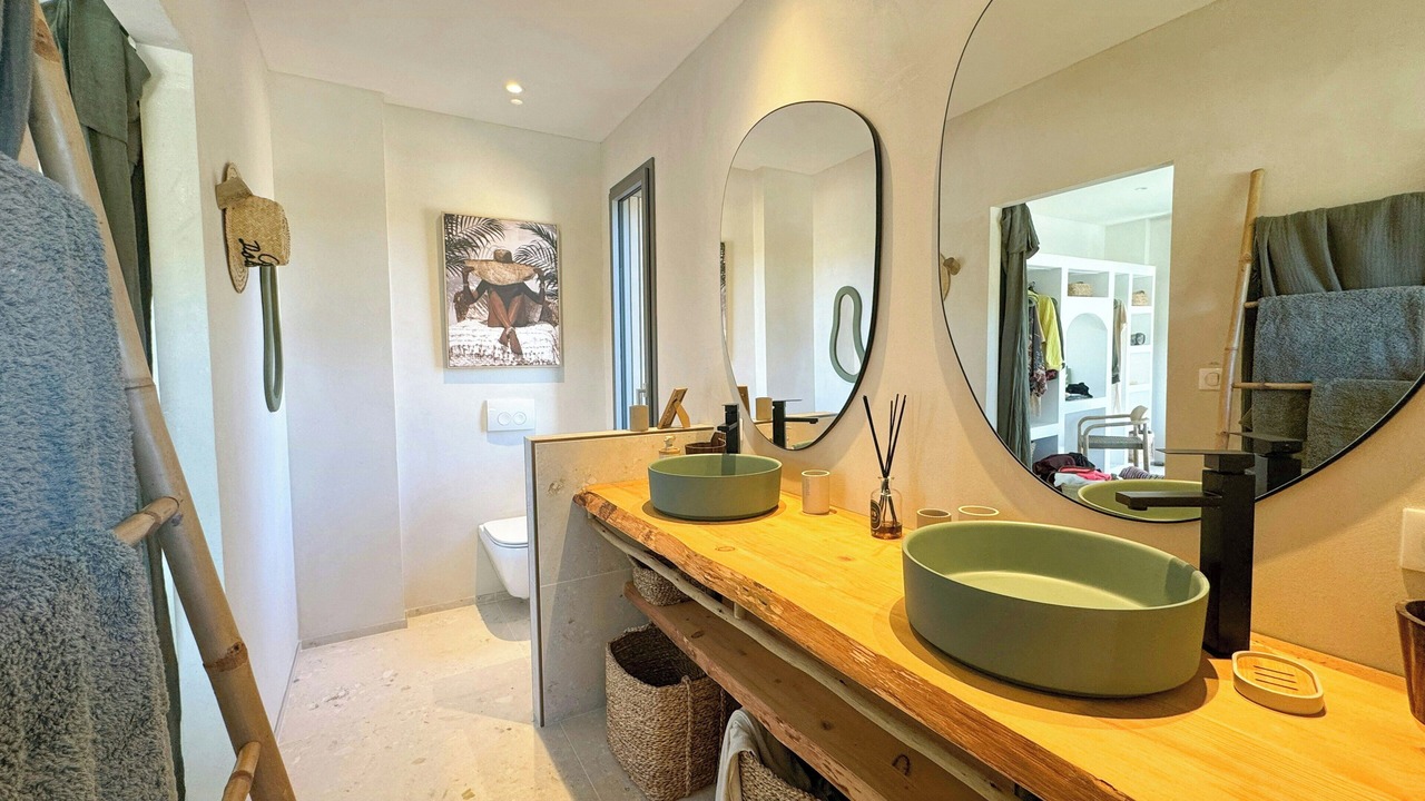 Photo of Bathroom in Lecci