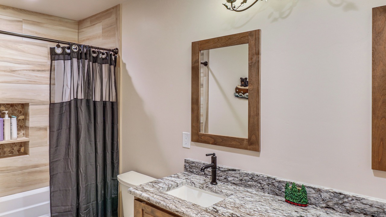 Photo of Bathroom in Lakeside