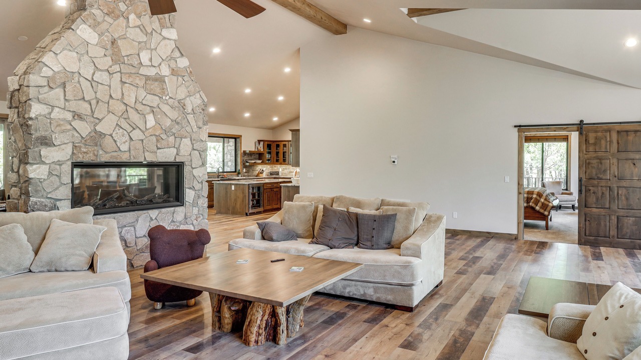 Photo of Livingroom in Lakeside