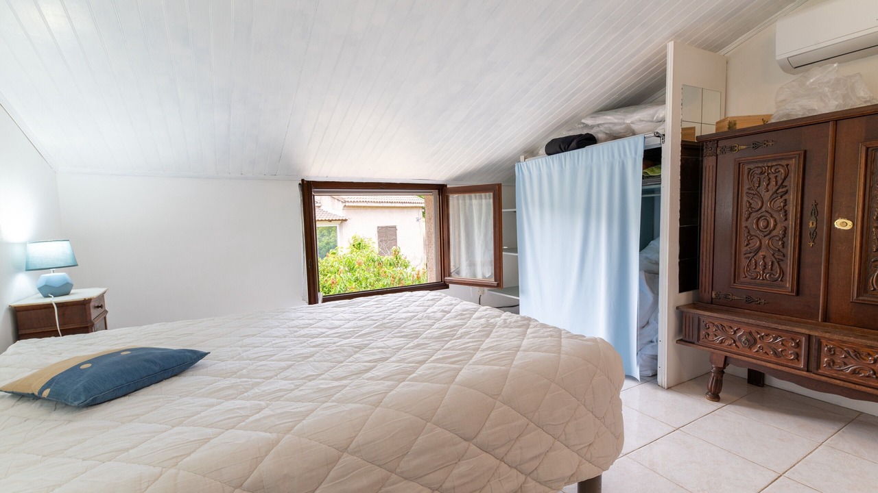 Photo of Bedroom in Rutali