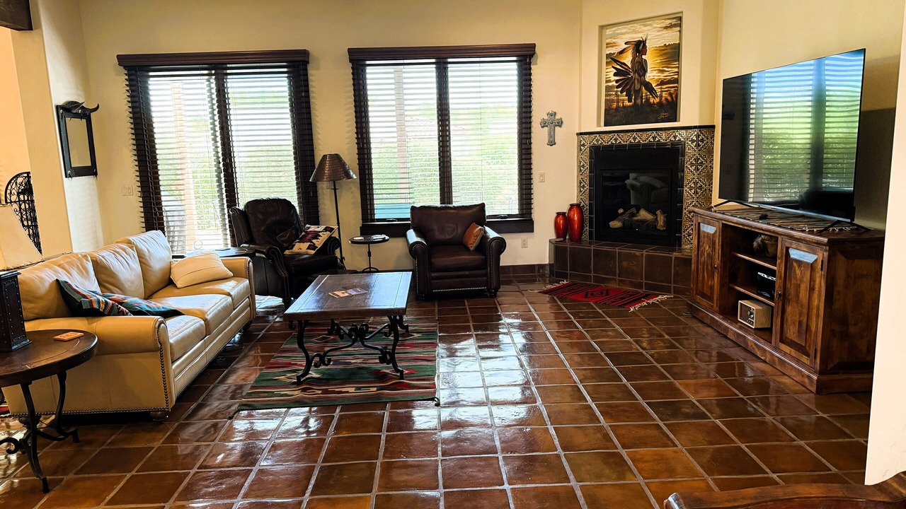 Photo of Livingroom in Tubac