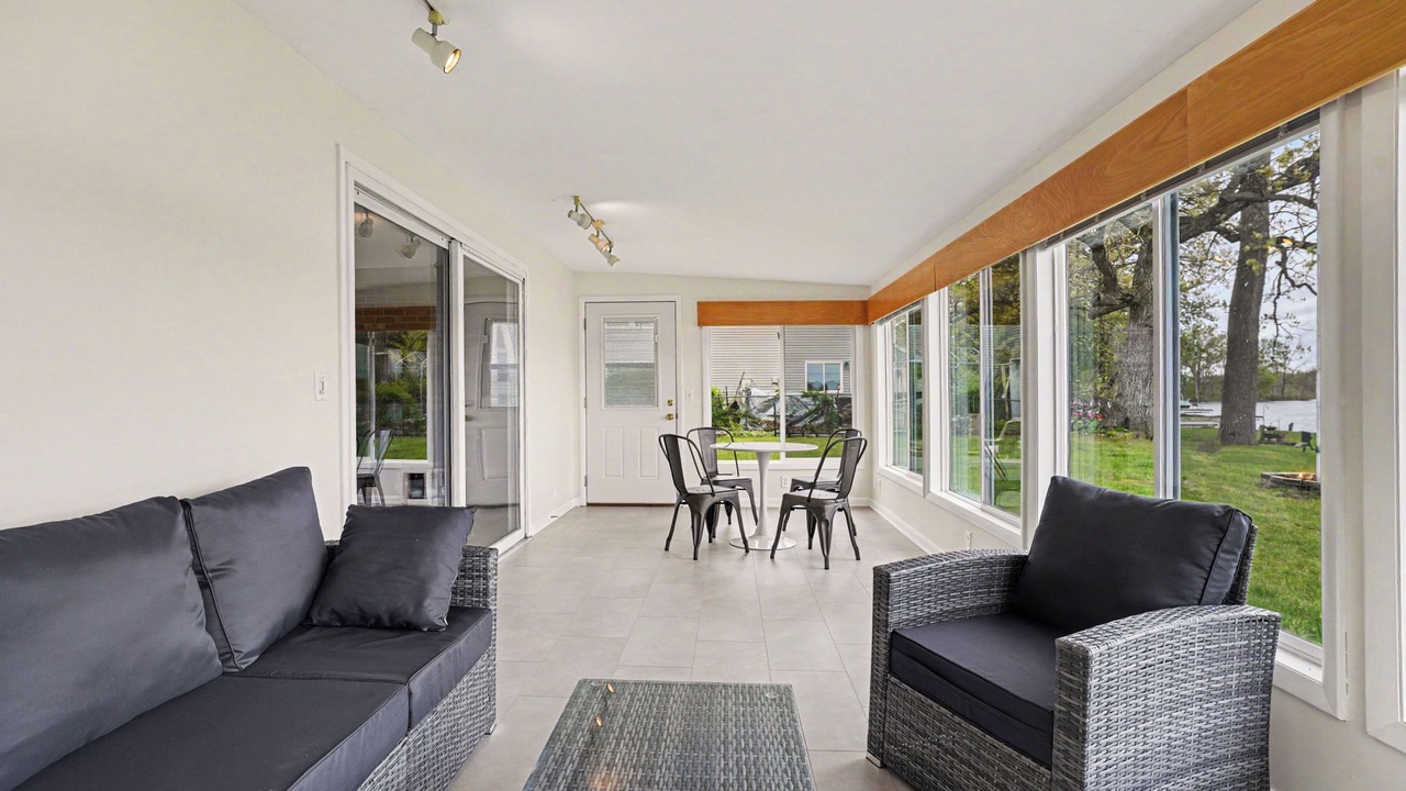 Photo of Livingroom in Scotts