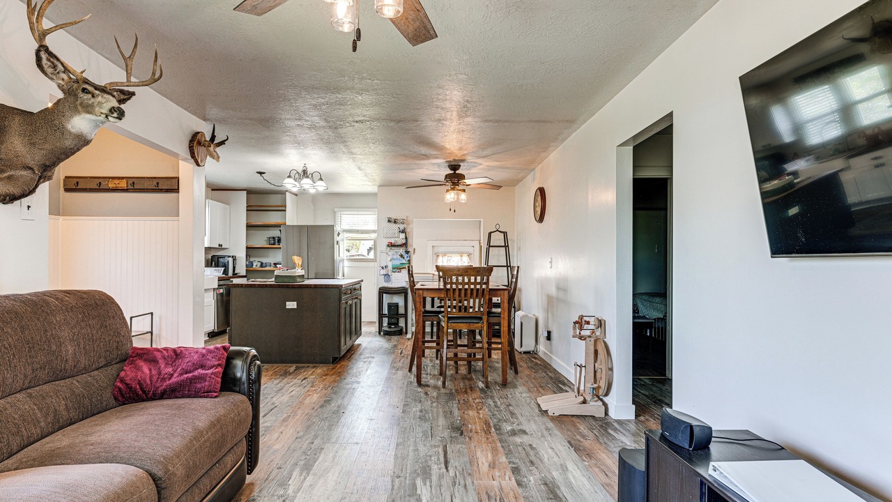Photo of Livingroom in Pioche
