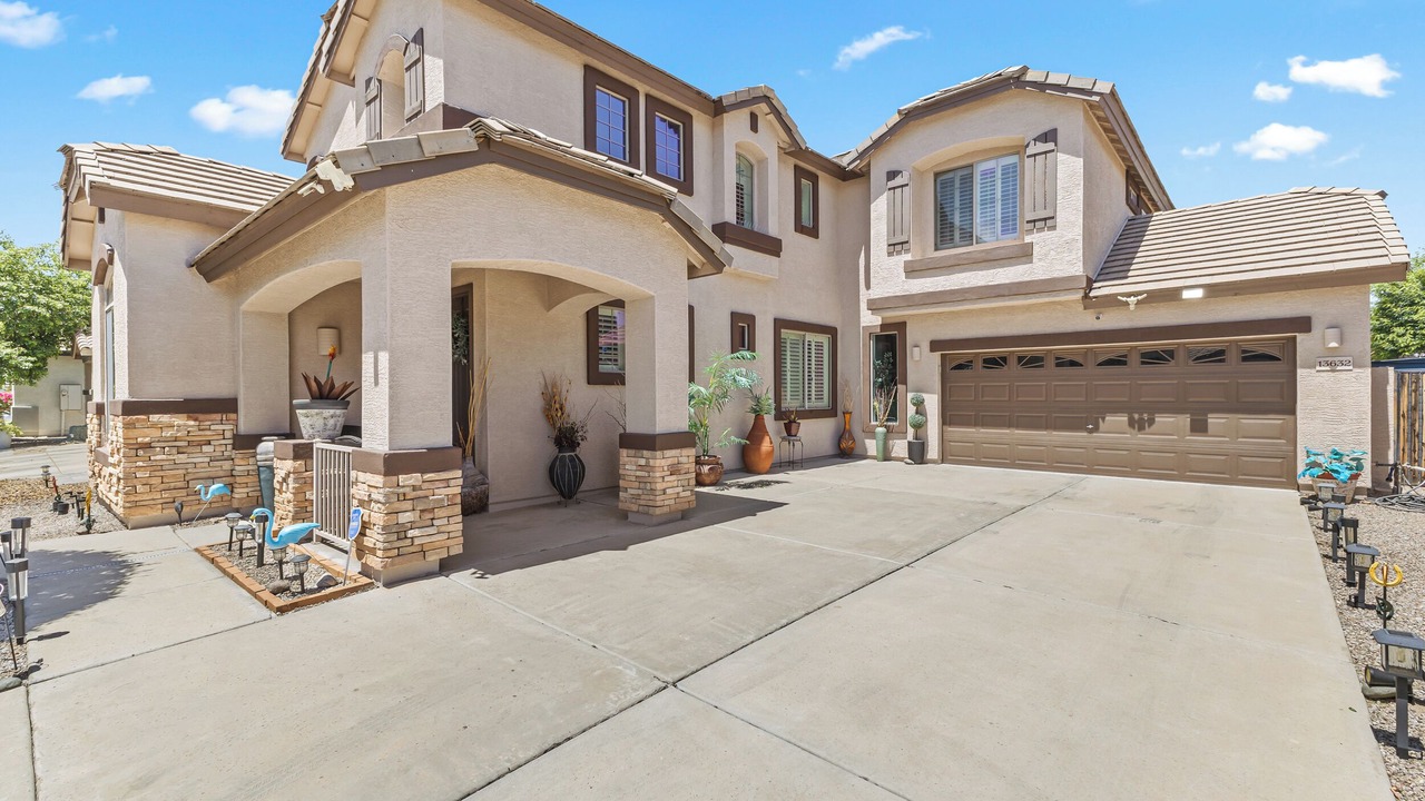Photo of Outdoor in Litchfield Manor