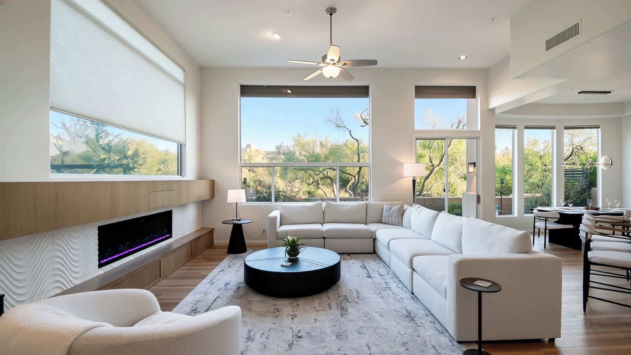 Photo of Livingroom in Troon North