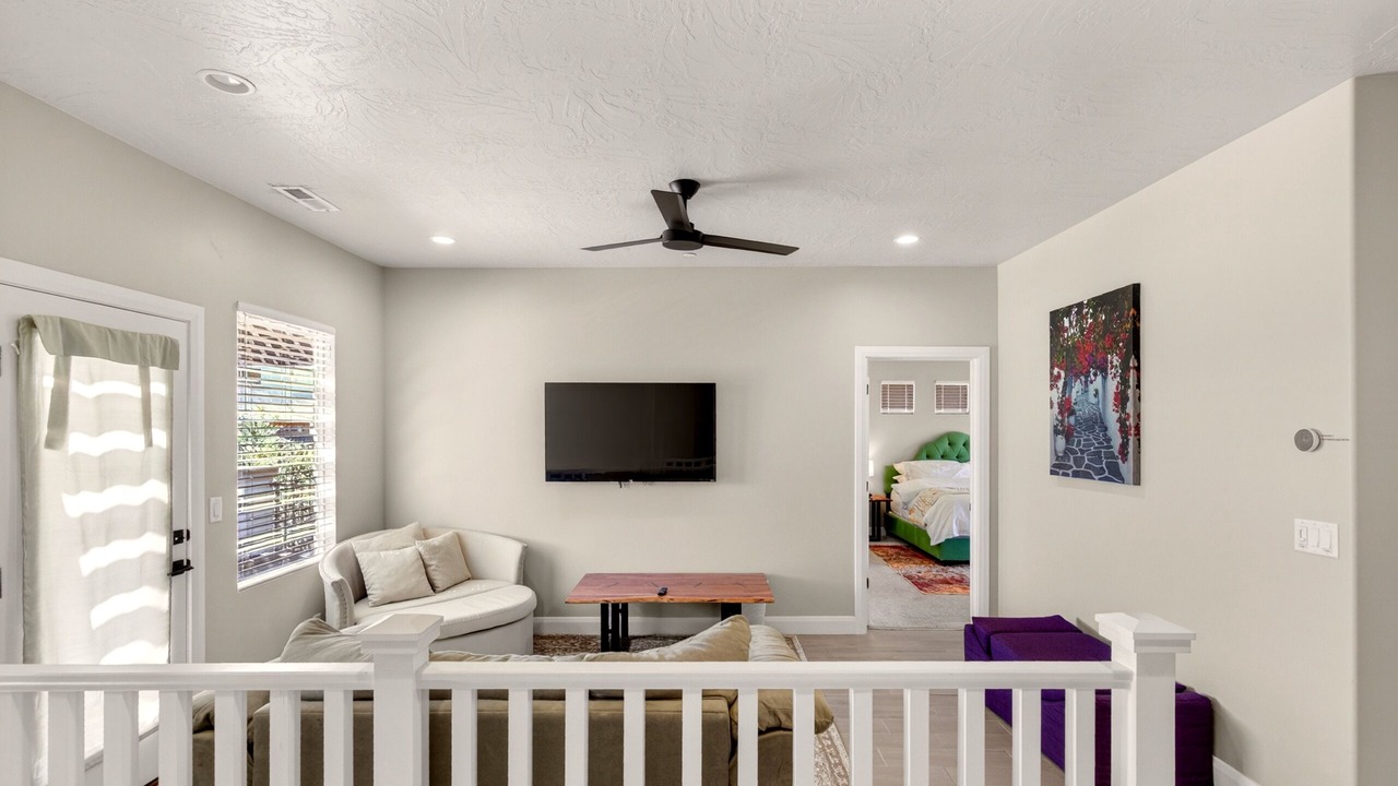Photo of Livingroom in Hurricane