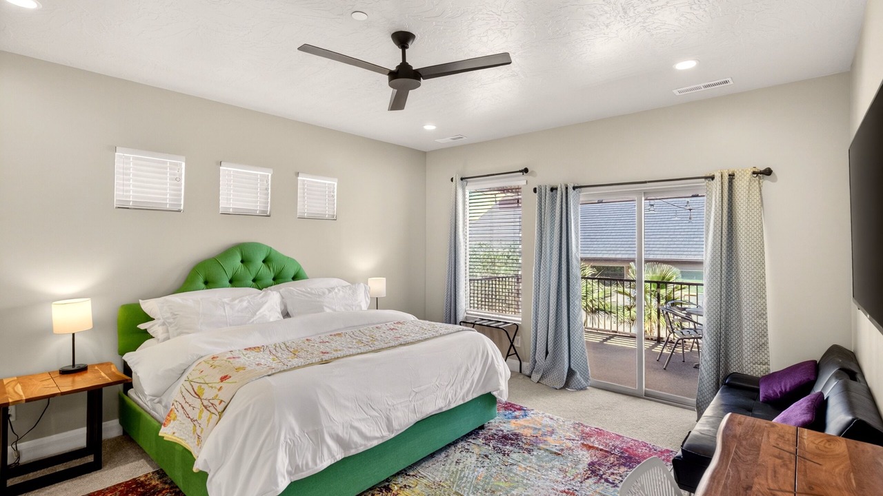 Photo of Bedroom in Hurricane