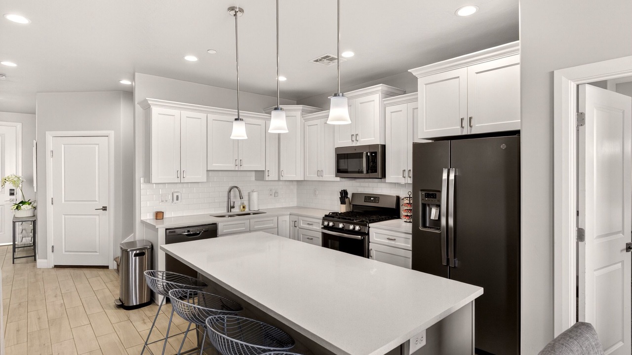Photo of Kitchen in Hurricane