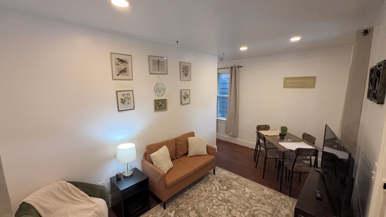 Photo of Livingroom in St. Bernard