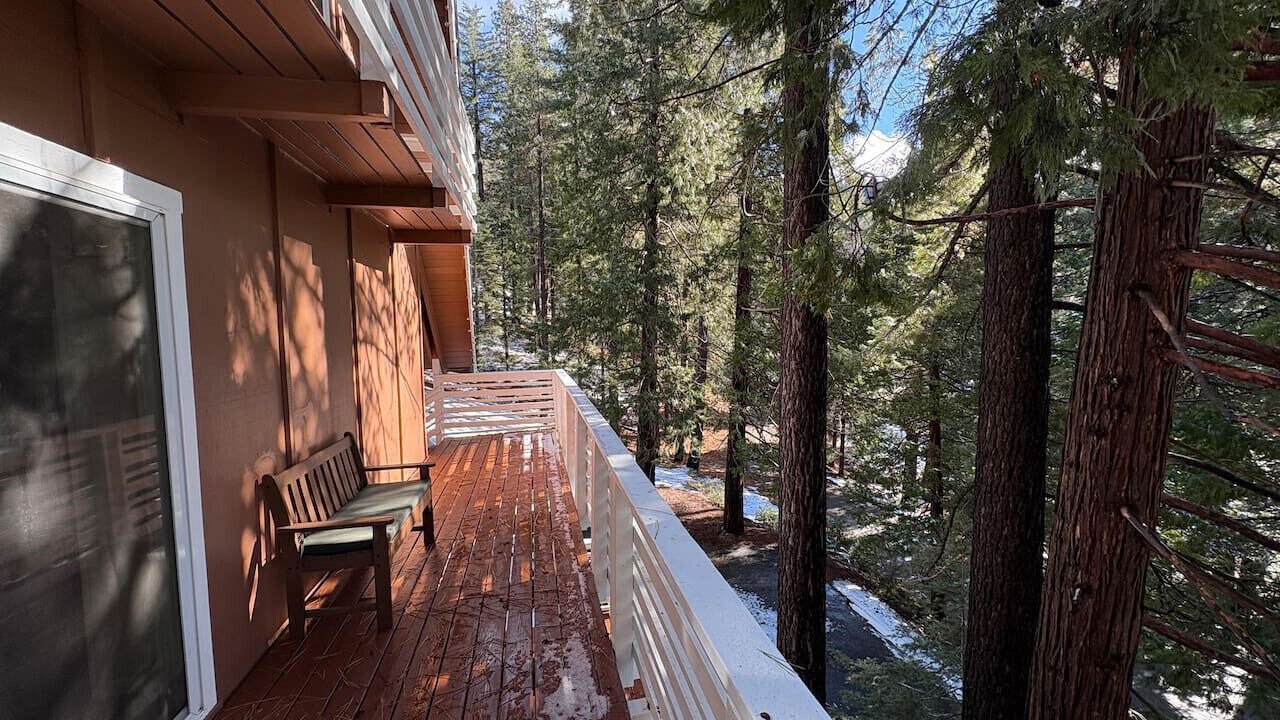 Photo of Patio Balcony in Yosemite West
