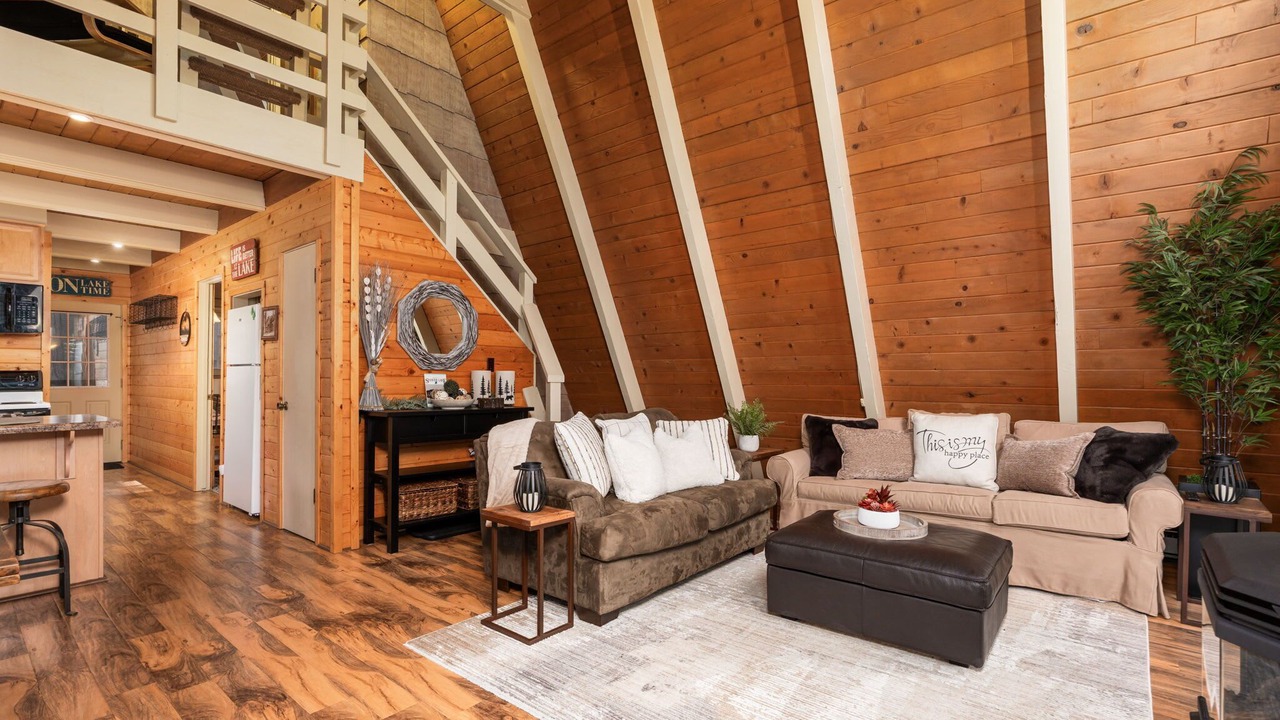 Photo of Livingroom in Sierra Cedars