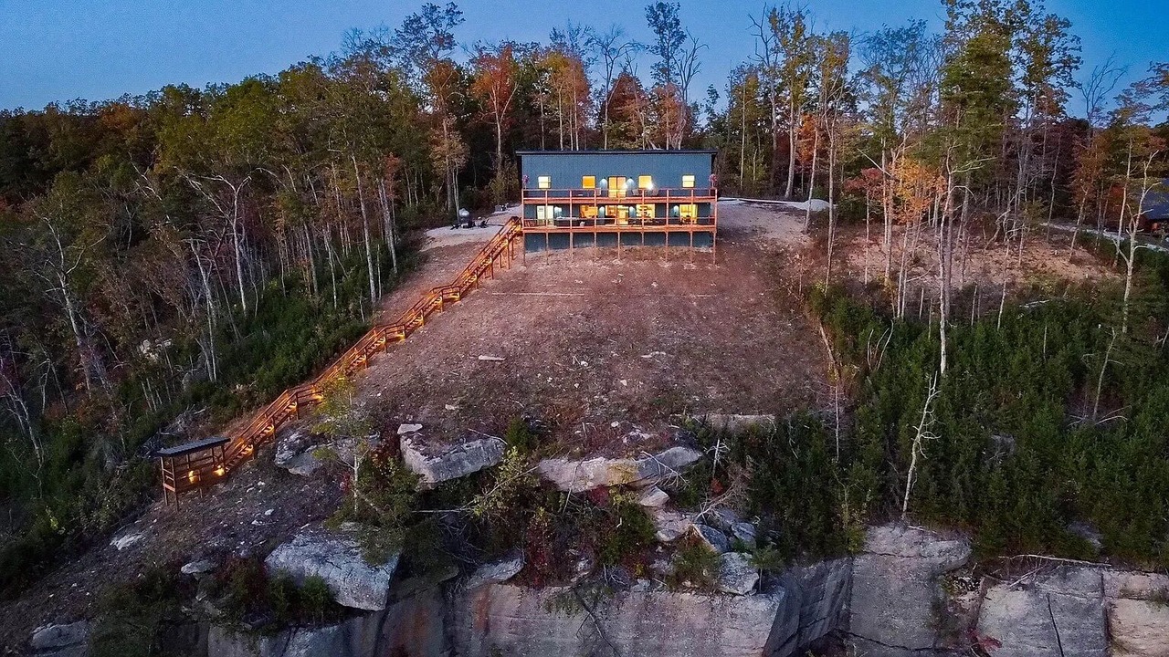 Photo of Outdoor in Frenchburg