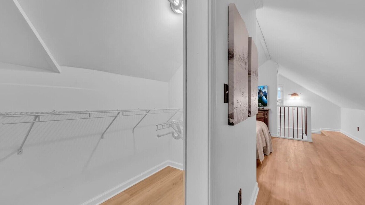 Photo of Bedroom in Grove City