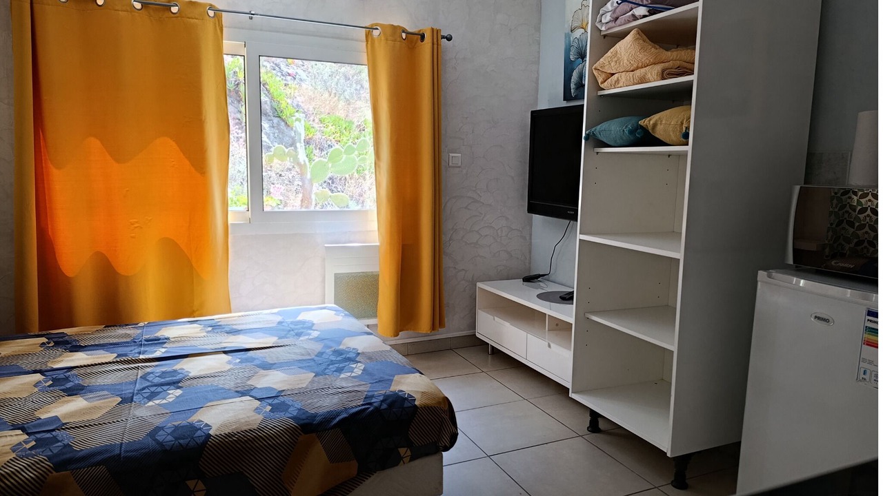 Photo of Bedroom in Santa-Maria-Figaniella