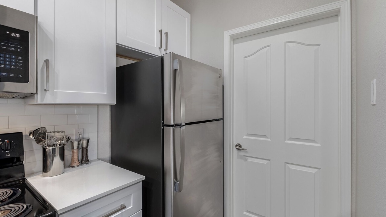 Photo of Kitchen in McDowell Mountain Apartments