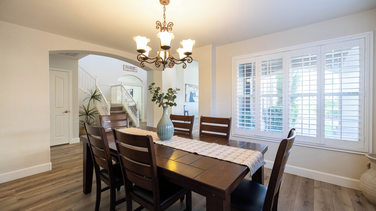 Photo of Livingroom in Val Vista