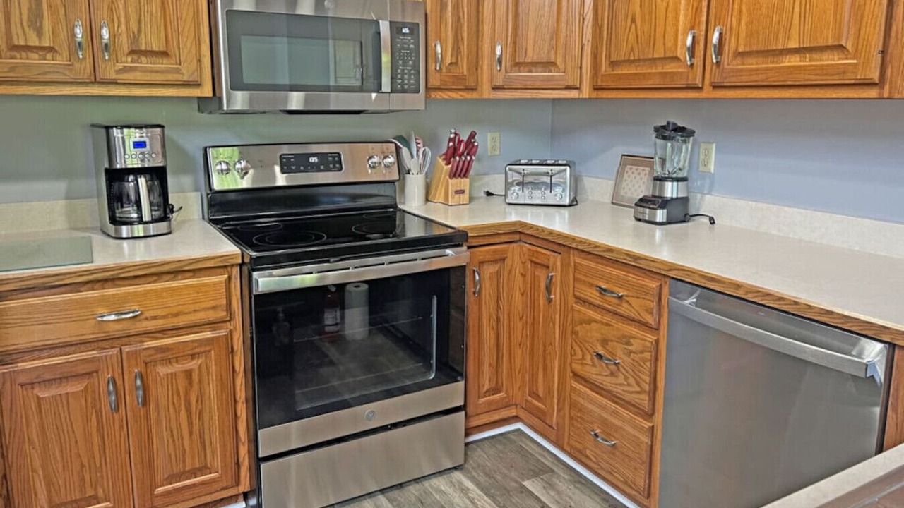 Photo of Kitchen in Kelleys Island