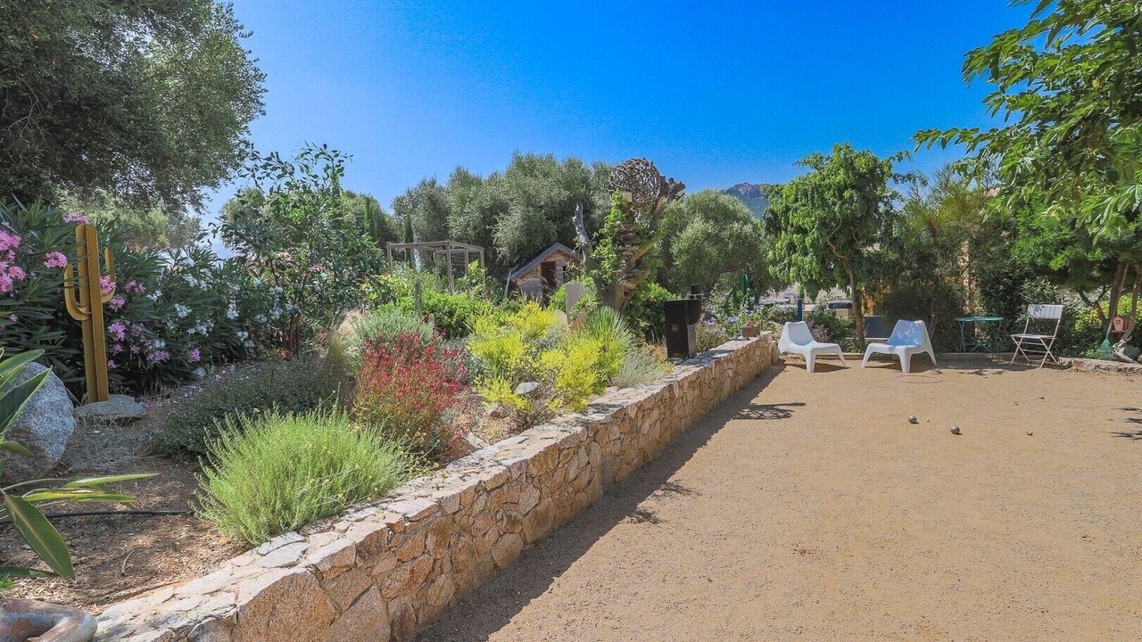 Photo of Outdoor in Palasca
