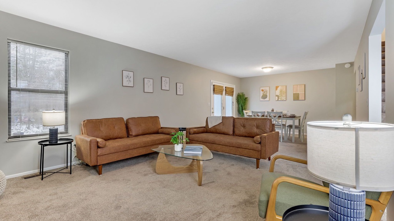 Photo of Livingroom in Gahanna