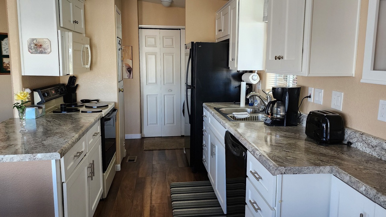 Photo of Kitchen in East Mesa