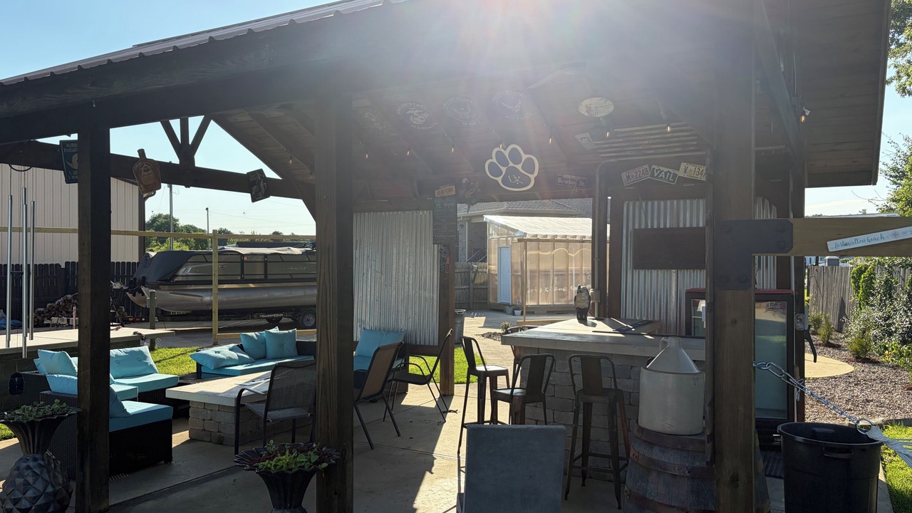 Photo of Outdoor in Hillview