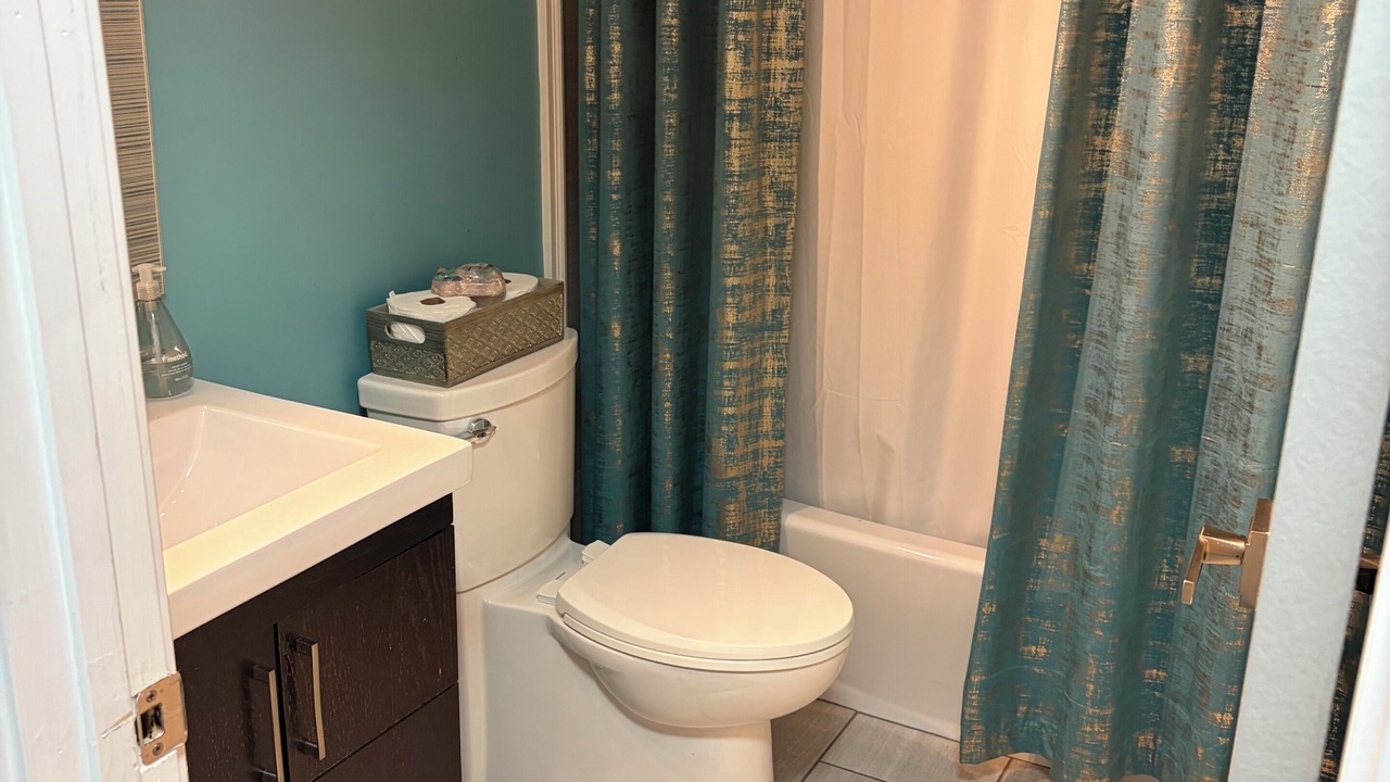 Photo of Bathroom in Hillview