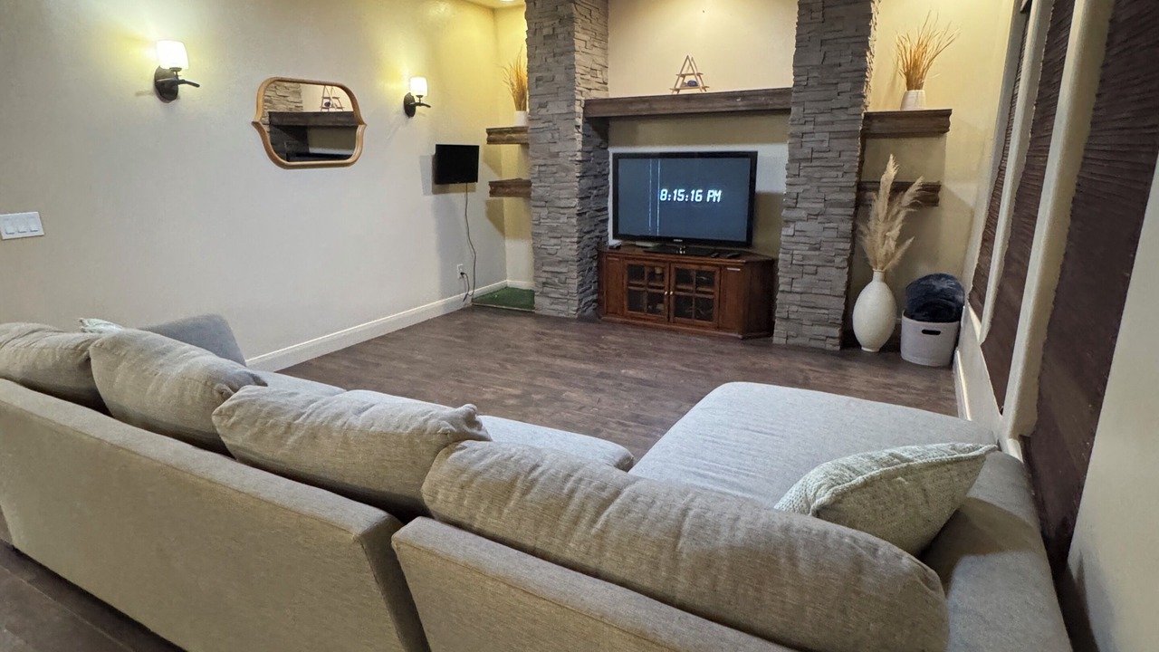 Photo of Livingroom in Washington Fields
