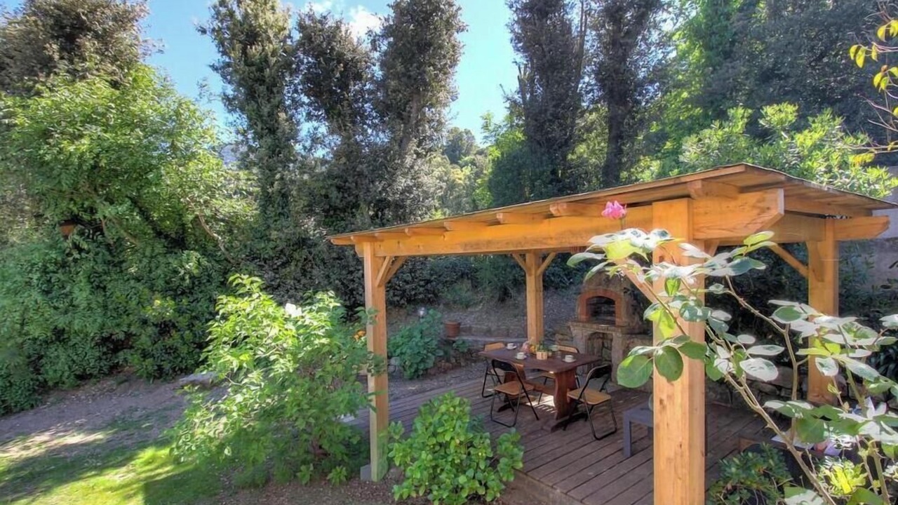 Photo of Outdoor in Cannelle