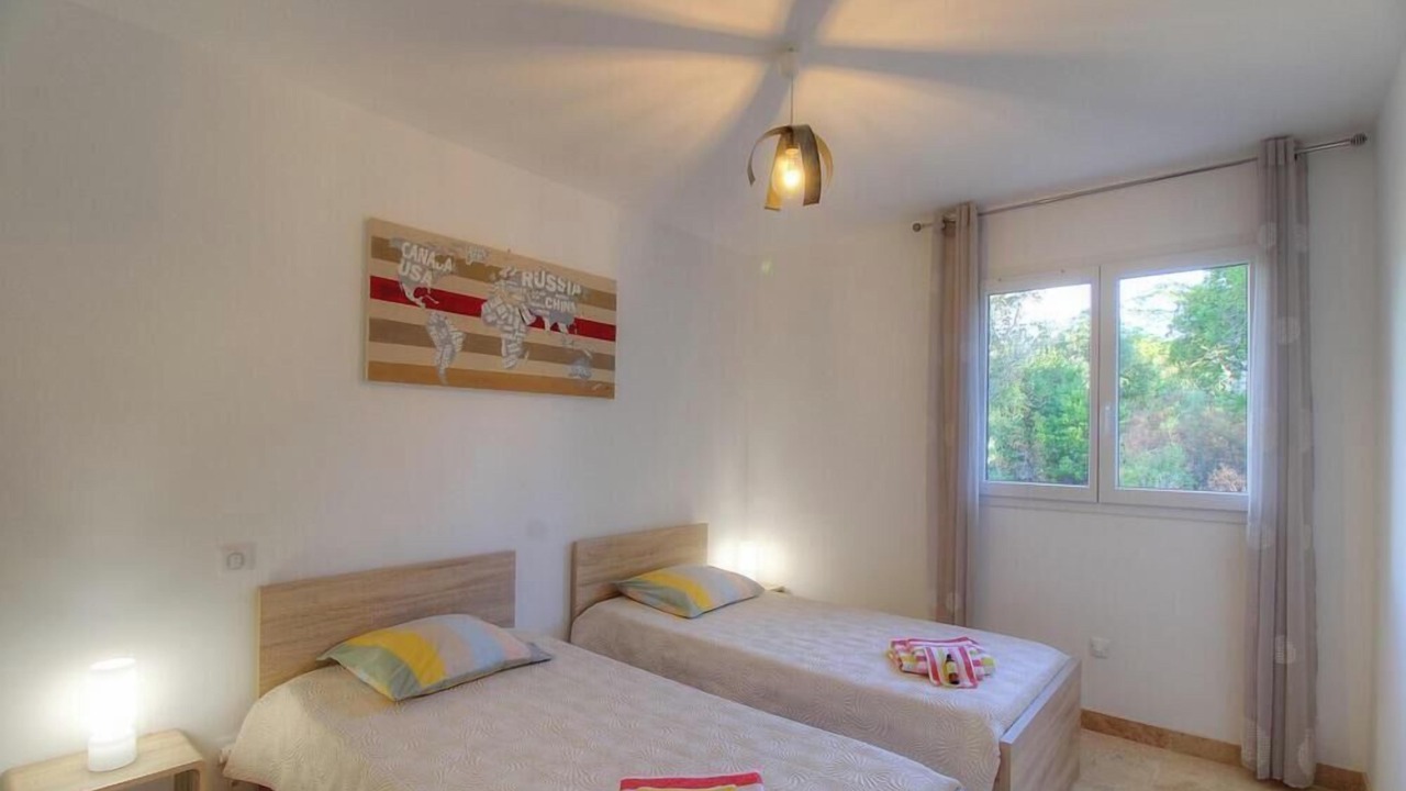 Photo of Bedroom in Favone