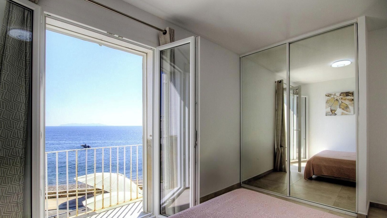 Photo of Bedroom in Tomino