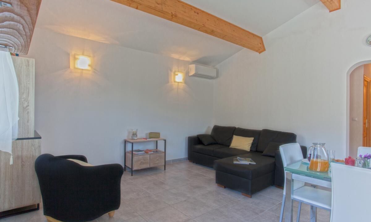 Photo of Livingroom in Loreto-di-Casinca