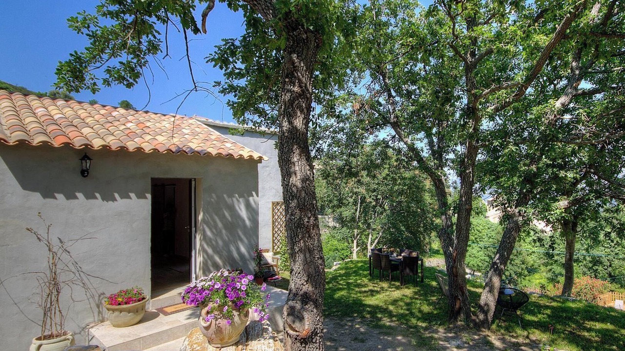 Photo of Patio Balcony in Santo-Pietro-di-Tenda