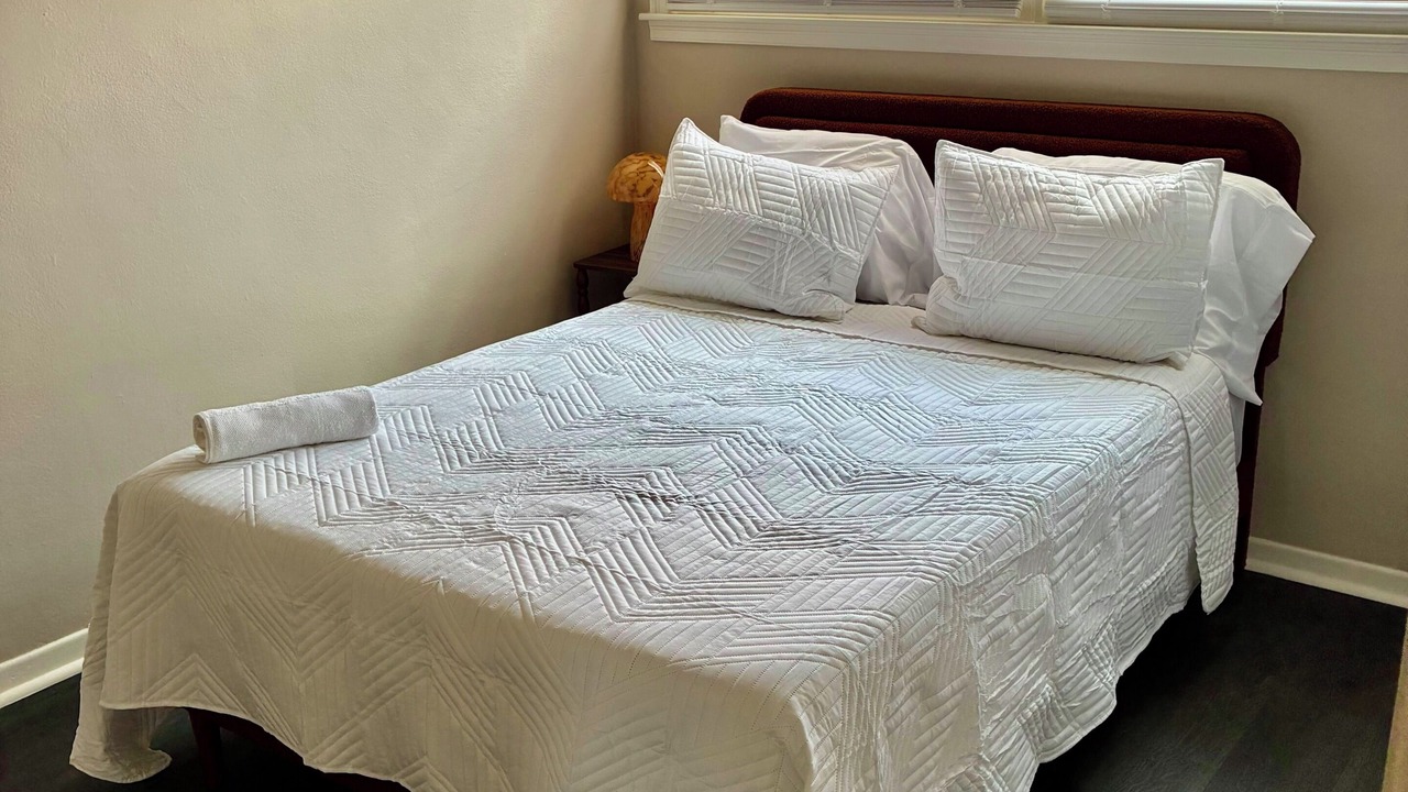 Photo of Bedroom in Hamilton