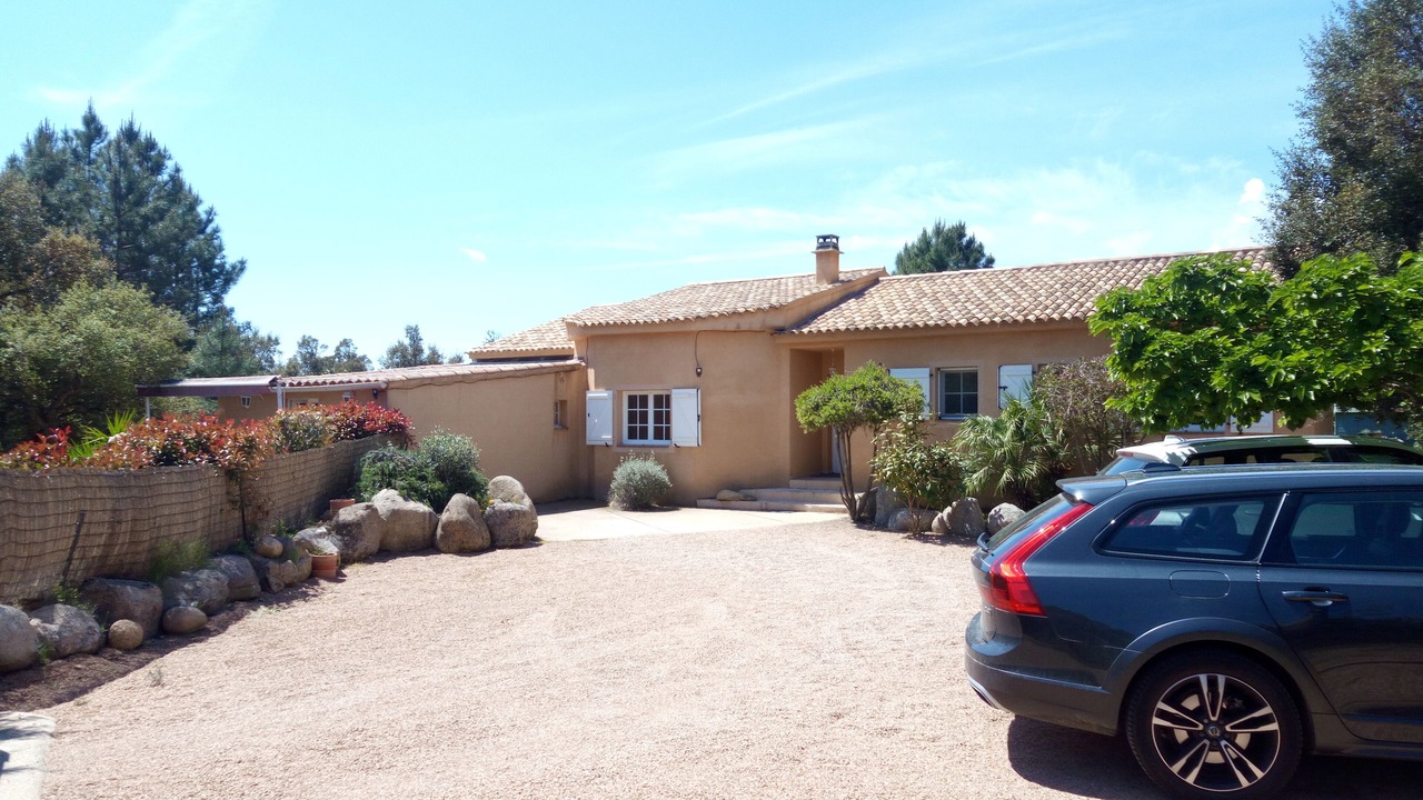 Photo of Outdoor in San-Gavino-di-Carbini