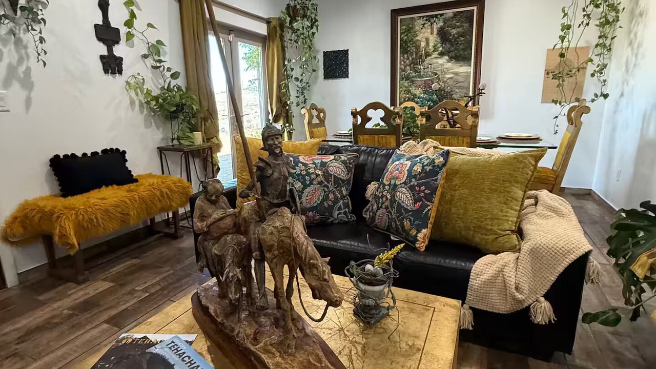 Photo of Livingroom in Tehachapi