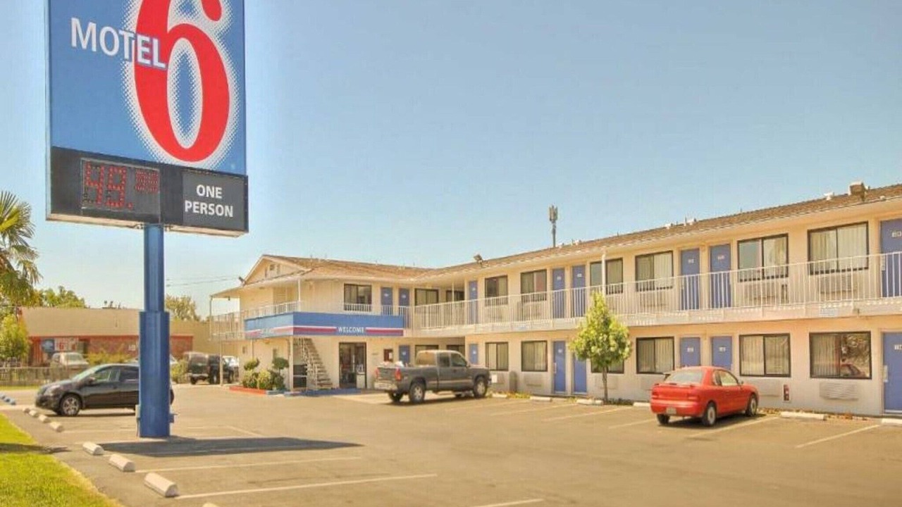 Photo of Outdoor in Raisin