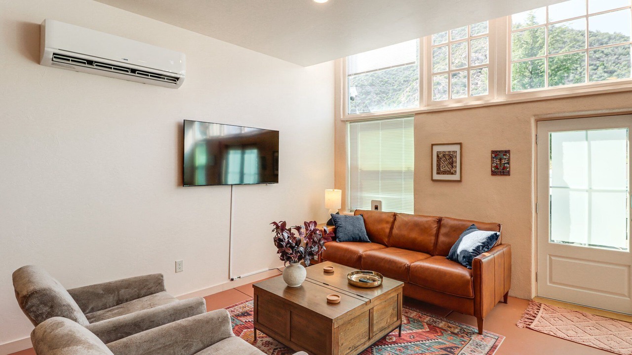 Photo of Livingroom in Bisbee