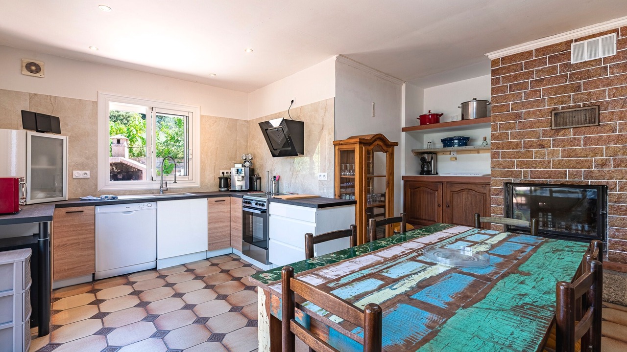 Photo of Kitchen in Eccica-Suarella