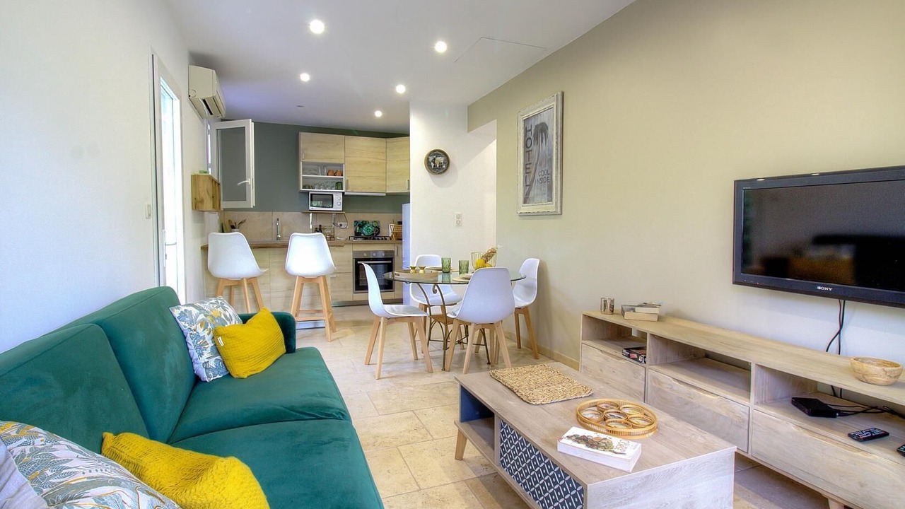 Photo of Livingroom in Poggio-Mezzana