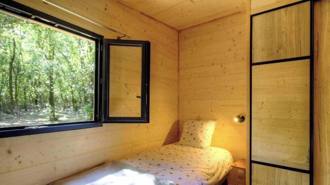 Photo of Bedroom in Prunelli-di-Fiumorbo