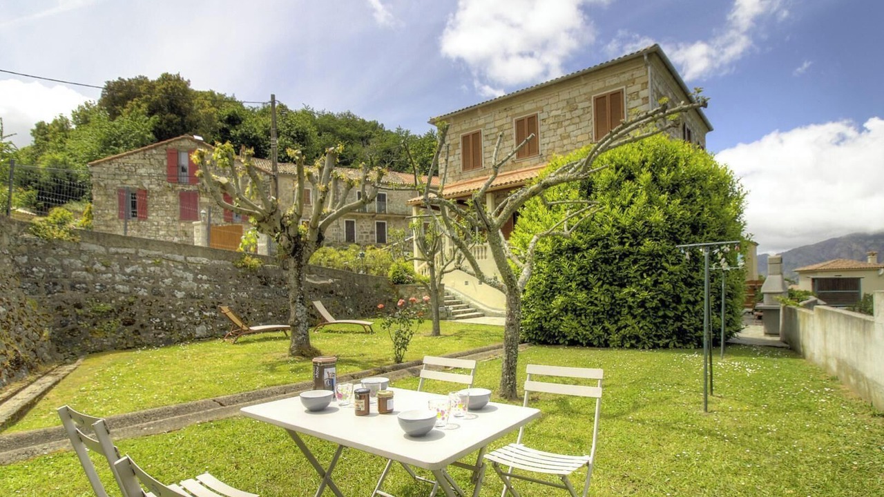 Photo of Outdoor in Altagene