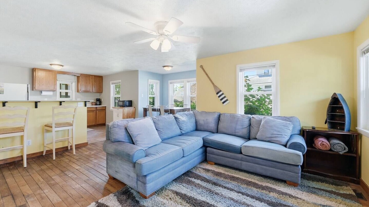 Photo of Livingroom in North Webster