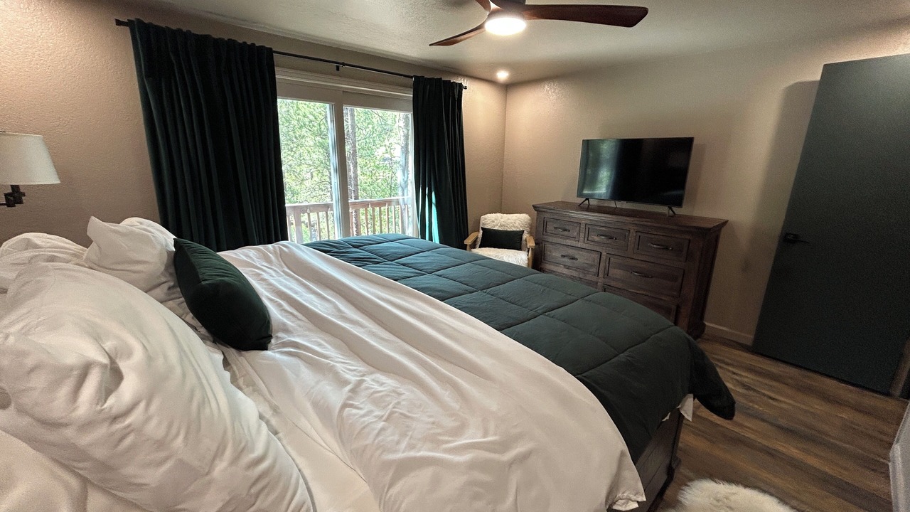 Photo of Bedroom in Munds Park