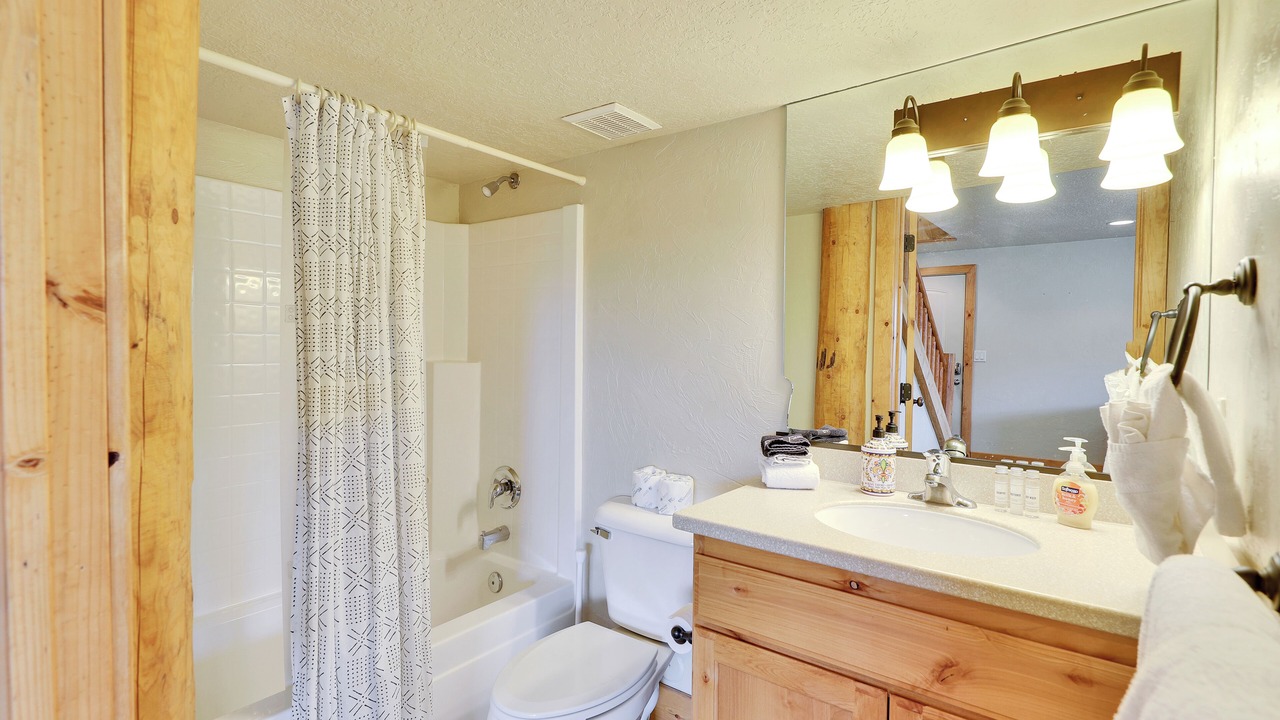 Photo of Bathroom in Brian Head