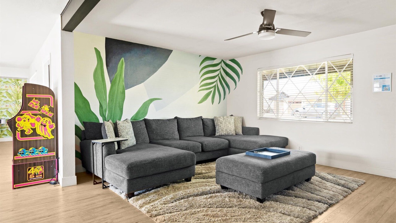 Photo of Bedroom in Papago Parkway