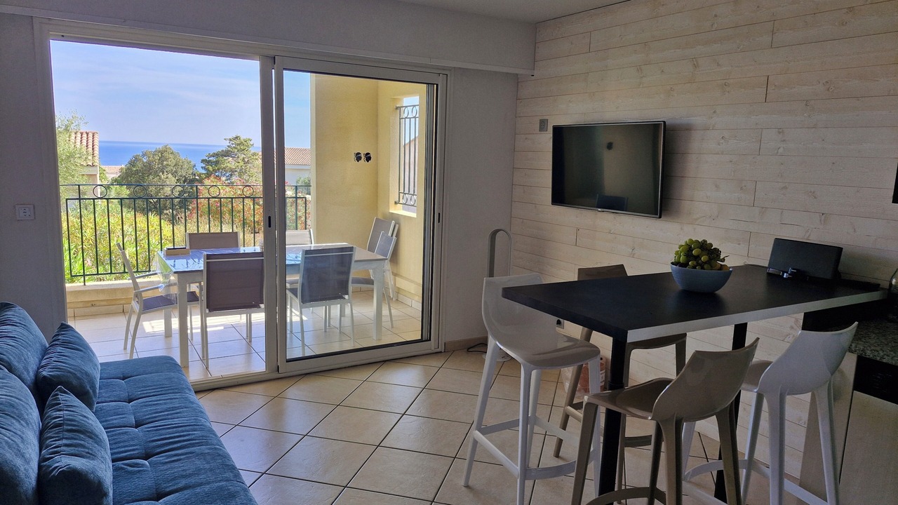 Photo of Livingroom in Algajola