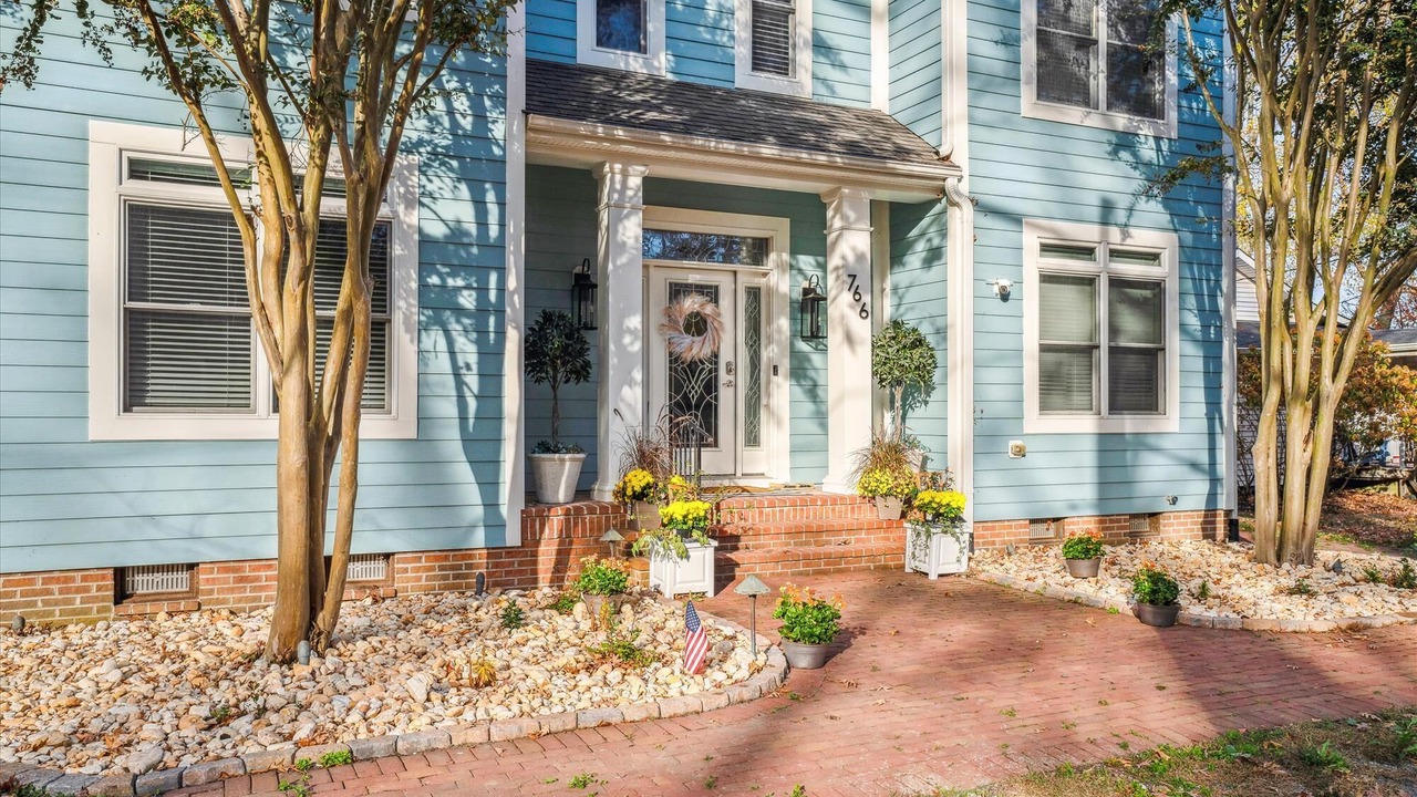 Photo of Outdoor in Rose Haven